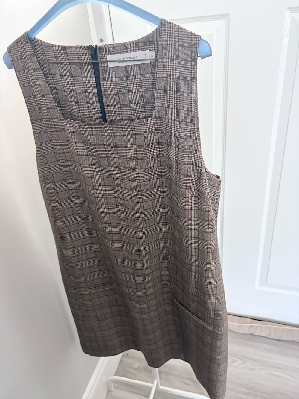 Simons Plaid Sleeveless Shift Dress in Brown and Gray